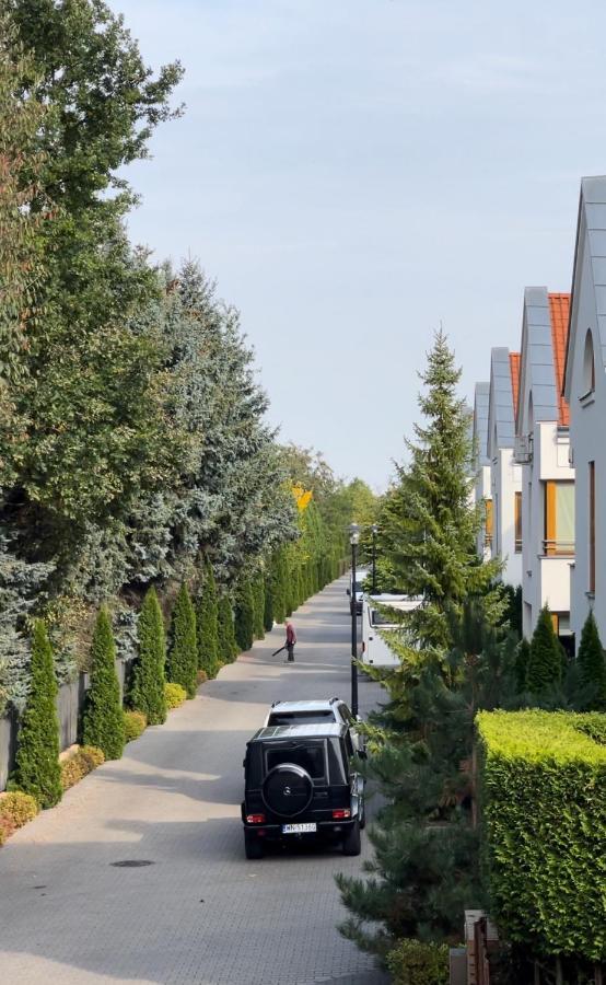 Apartament D-4 Appartamento Varsavia Esterno foto
